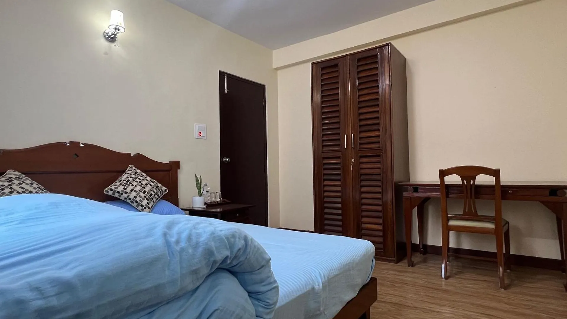 The Sparkling Turtle Backpackers Hostel كاتماندو